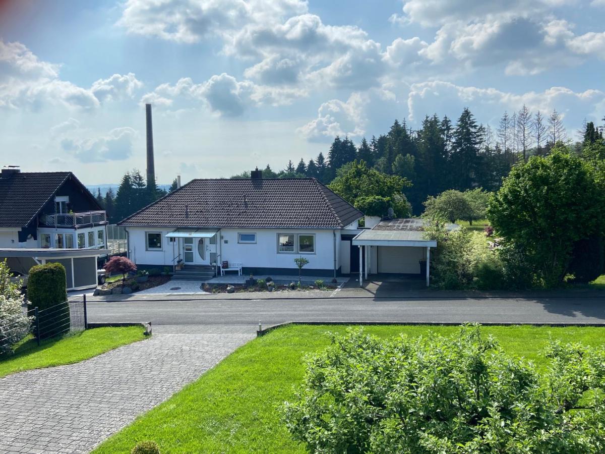 BUCHLINDENWEG - Zimmer&Ferienwohnung Breitscheid  Exterior foto