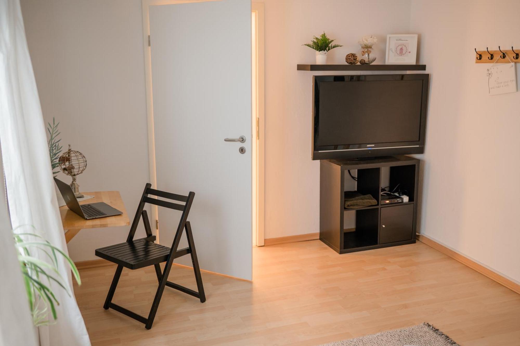 BUCHLINDENWEG - Zimmer&Ferienwohnung Breitscheid  Exterior foto